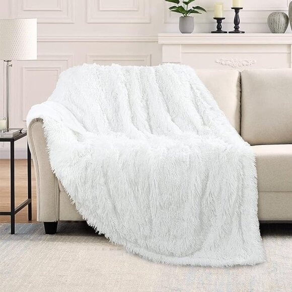 TOONOW Extra Soft Fuzzy Faux Fur Blanket Queen Size 78"x90", Reversible … - Picture 3 of 16